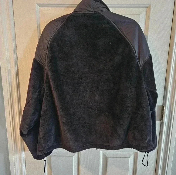 NWOT The North Face versa velour jacket - Picture 7 of 8